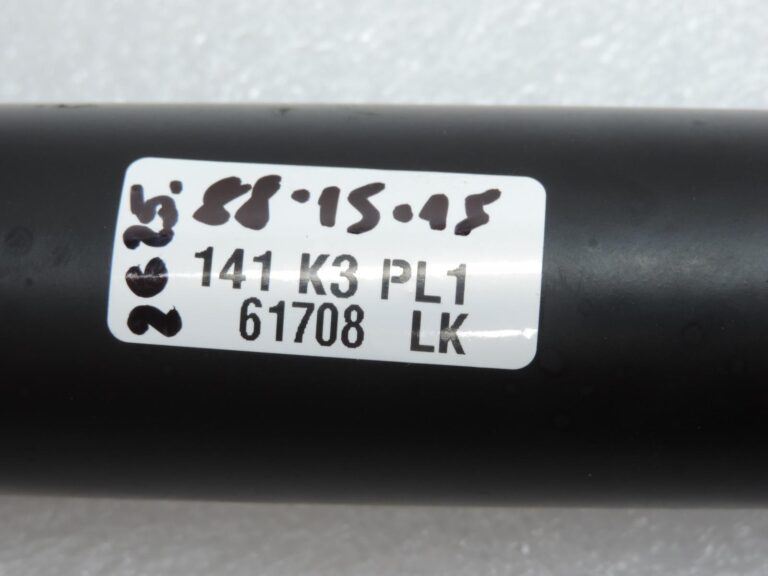OE BMW G30, G31, F90, G11, G12, G01 priekšējais kardāna vārpstas posms, garums 808,4 mm, 26209452673