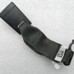 BMW G30 520D oriģinālā drošības jostas sprādze aizmugurē pa vidu 72117412785