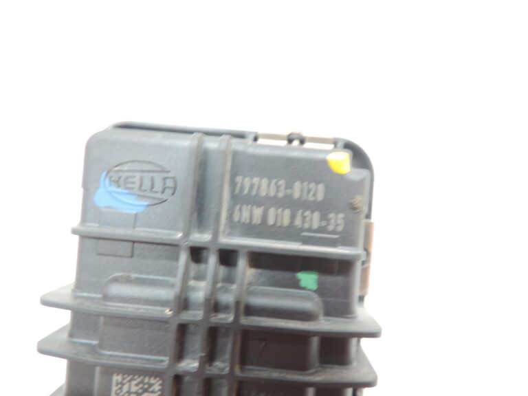 OE BMW G30, G31, G01, G02 dīzeļdzinējs B47 turbokompresora vadības servomotors 6NW010430-35