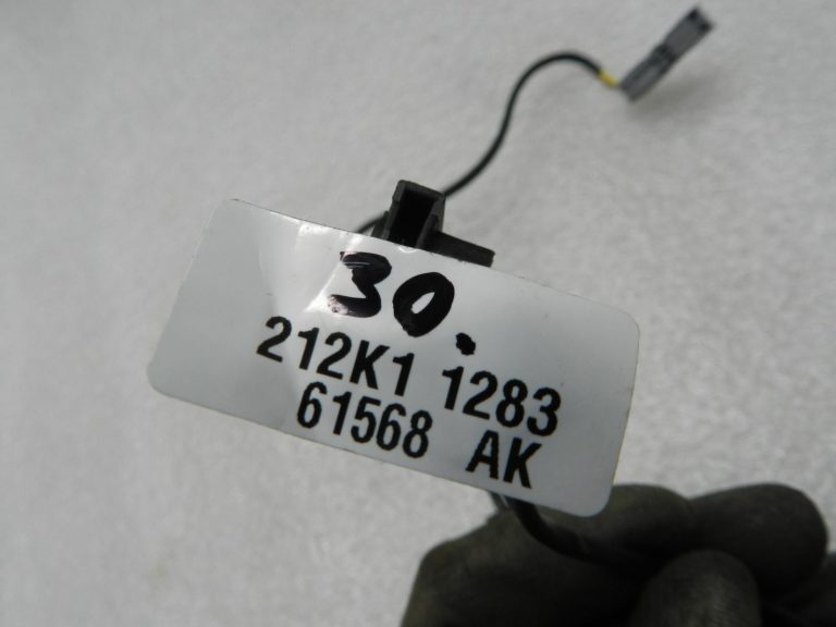 BMW G30 520D oriģinālais sēdekļa sensors ir BOJĀTS!!!
