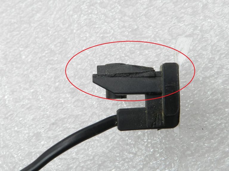 BMW G30 520D oriģinālais sēdekļa sensors ir BOJĀTS!!!
