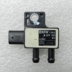 BMW G30 520D oriģinālais izplūdes gāzes spiediena sensors 13628579353