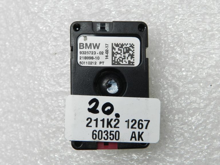 BMW G30 520D oriģinālais antenas pastiprinātājs 65209325723