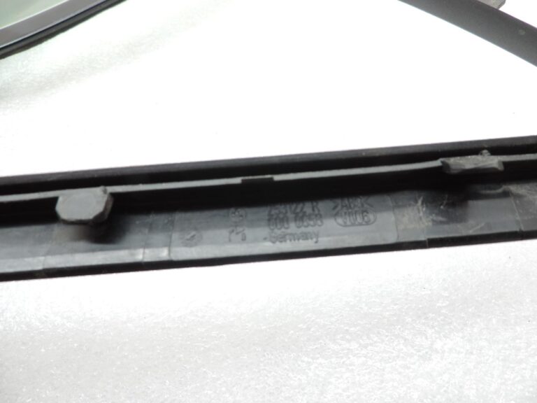 Smart ForTwo W450 aizmugurējais labais trīsstūrveida logs 0000652V013