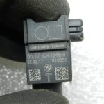 BMW G30 520D oriģinālais paātrinājuma sensors un gaisa spilvenu sadursmes sensors