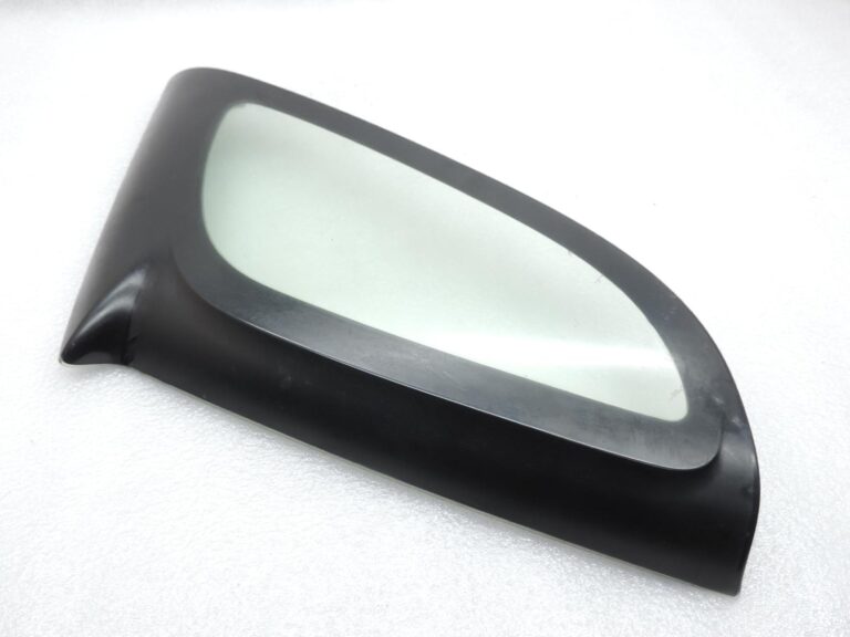 Smart ForTwo W450 aizmugurējais labais trīsstūrveida logs 0000652V013