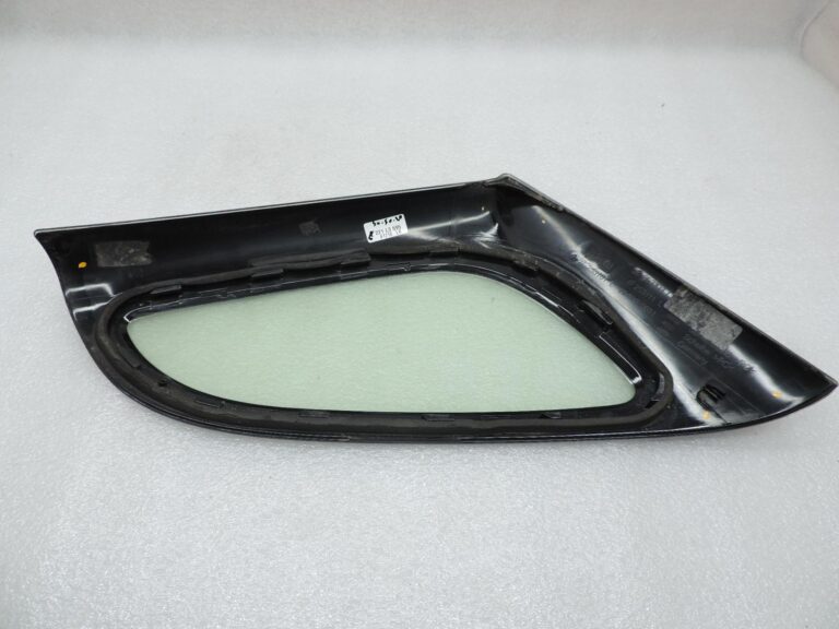 Smart ForTwo W450 aizmugurējais kreisais trīsstūrveida logs 0000651V010