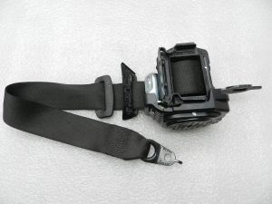 BMW G30 520D Original rear seat belt (right or left side)
