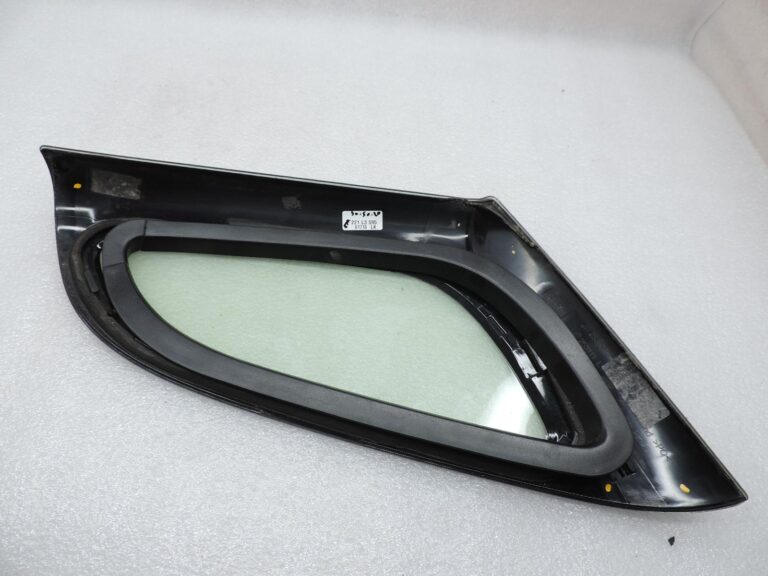 Smart ForTwo W450 aizmugurējais kreisais trīsstūrveida logs 0000651V010