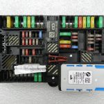 BMW G30 520D oriģinālā drošinātāju kaste, strāvas sadalītājs 61146837092