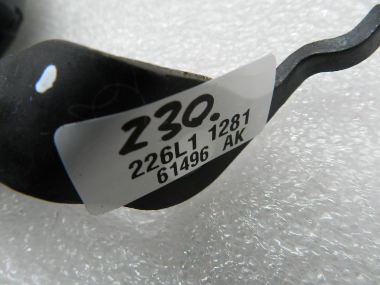 BMW G30 520D oriģinālā drošības jostas sprādze aizmugurē labajā pusē 72117475018