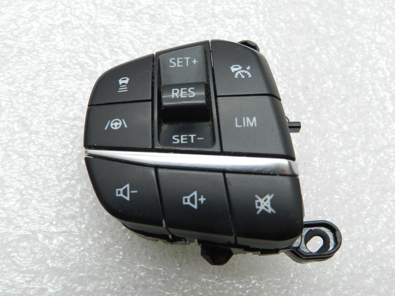 Ford Focus IV oriģinālais stūres slēdzis (kreisajā pusē) 2202286