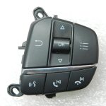 Ford Focus IV oriģinālais stūres slēdzis (labajā pusē) 2127937