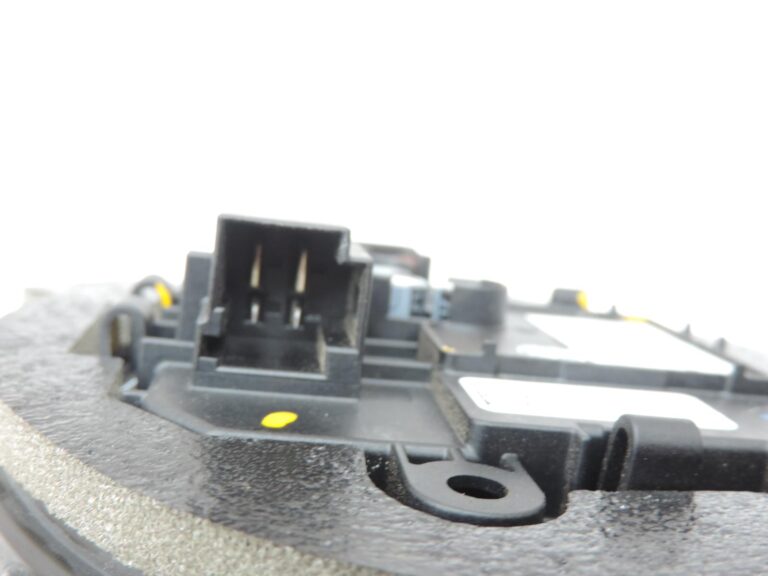 OE BMW F90 G30 G31 G38 G32 apkures ventilatora motors 64116836881