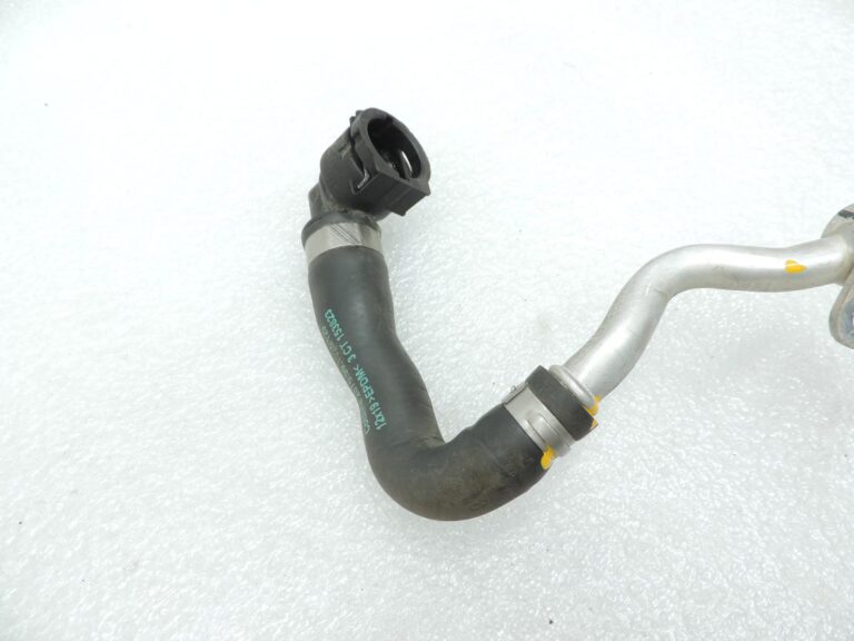 OE BMW G30, G31, G01, G02 dīzeļdzinēja B47 dzesēšanas šļūtene 11538576311