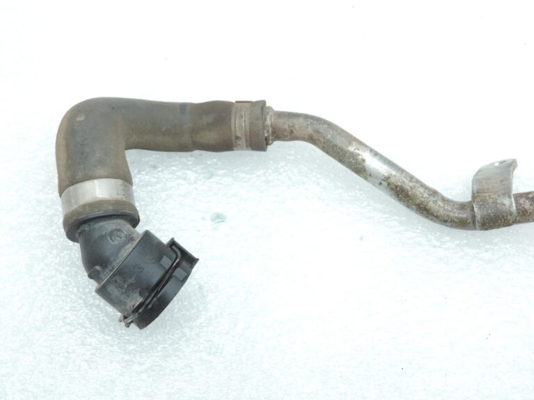 OE BMW G30, G31, G11, G12 dīzeļdzinējs B47 dzesēšanas šķidruma caurule 11538576310