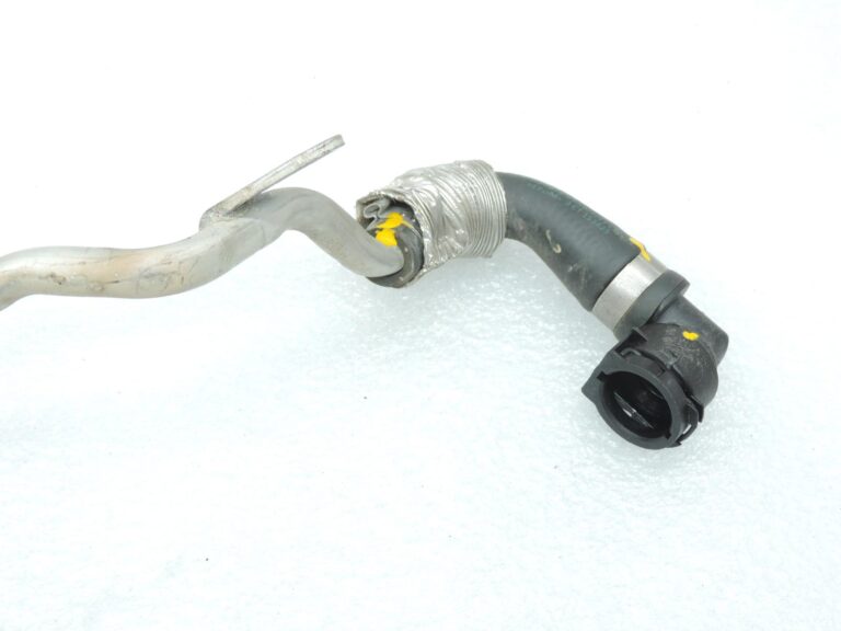 OE BMW G30, G31, G11, G12 dīzeļdzinējs B47 dzesēšanas šķidruma caurule 11538576310