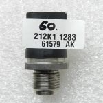 BMW G30 520D oriģinālais degvielas spiediena sensors 13538577623