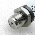 BMW G30 520D oriģinālais degvielas spiediena sensors 13538577623