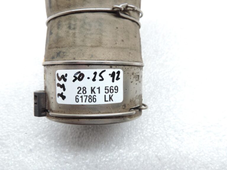 OE BMW G30 G31 dīzeļdzinējs B47 starpdzesēšanas gaisa šļūtene, turbokompresora šļūtene 11618572858