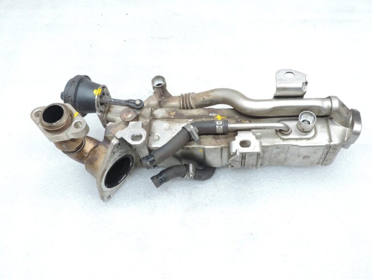 OE BMW G30, G31, G11, G12 dīzeļdzinēju AGR dzesētājs 8596444