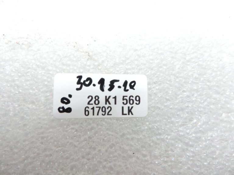 OE BMW F40, F70, F44, F74, G30, G31 ārējā durvju rokturi (labā puse) 475 safīra melnā krāsā 7489322