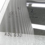 BMW G30 520D oriģinālais aizmugurējais kreisais durvju stikls 51377375189