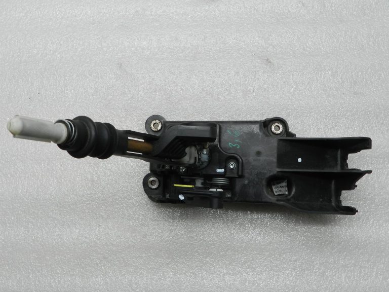 Nissan Qashqai Ātrumu Pārslēgšanas mehanisms 3410200Q0E