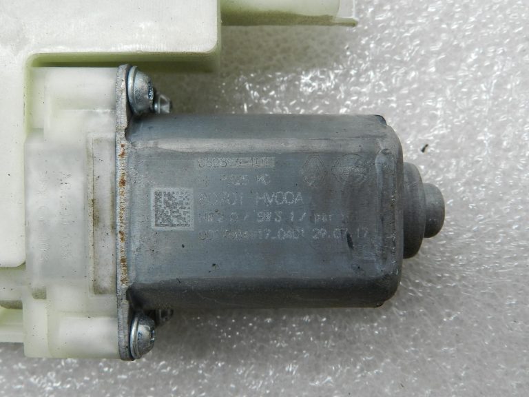 Nissan Qashqai oriģinālais priekšējā kreisā loga pacēlāja motors 80701hv00a