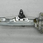 Nissan Qashqai Loga mehanisms ar motoru Aizmugurē kreisajā puse 827014EA0A