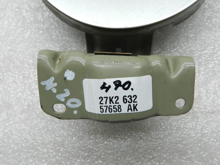 „Nissan Note“ oriģinālais degvielas tvertnes vāciņš KY0 – SILVER (METALLIC) 788309U00A