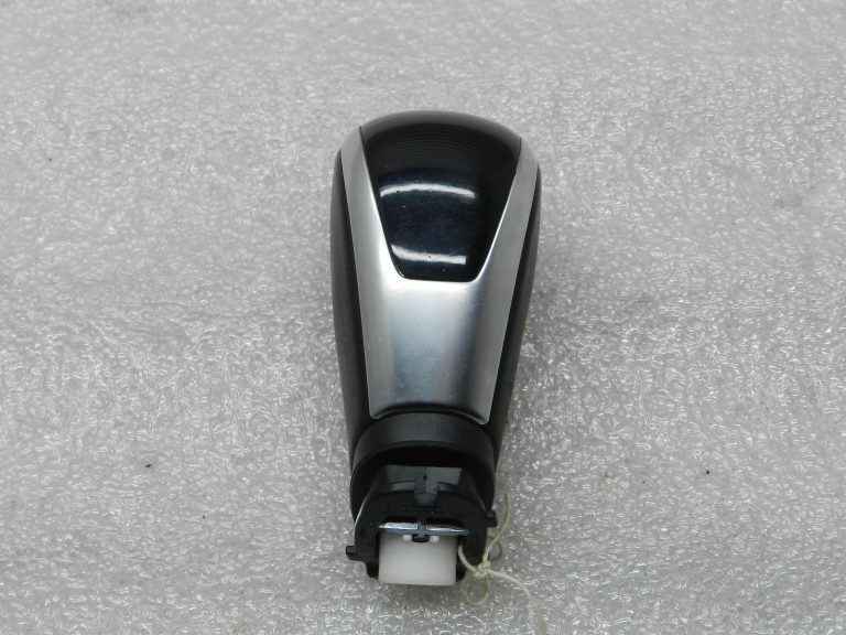 „Nissan Qashqai“ oriģinālais pārnesumu pogas vārpstiņa 349106FP1C