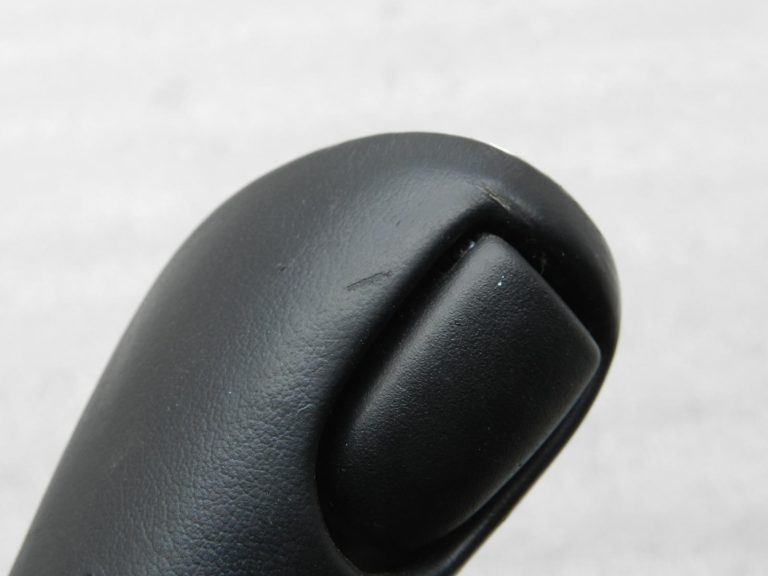 „Nissan Qashqai“ oriģinālais pārnesumu pogas vārpstiņa 349106FP1C