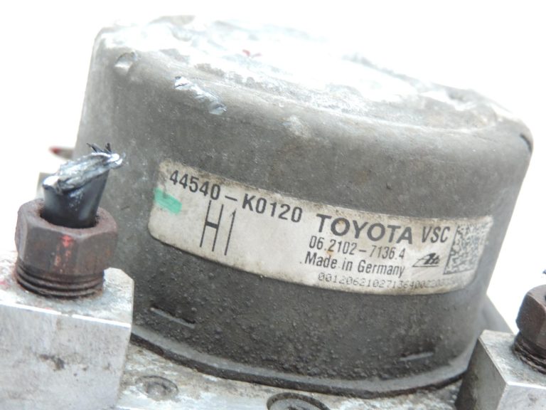 OE Toyota Yaris IV XP210 ABS sūknis, hidrauliskais bloks, vadības bloks 44540K0120