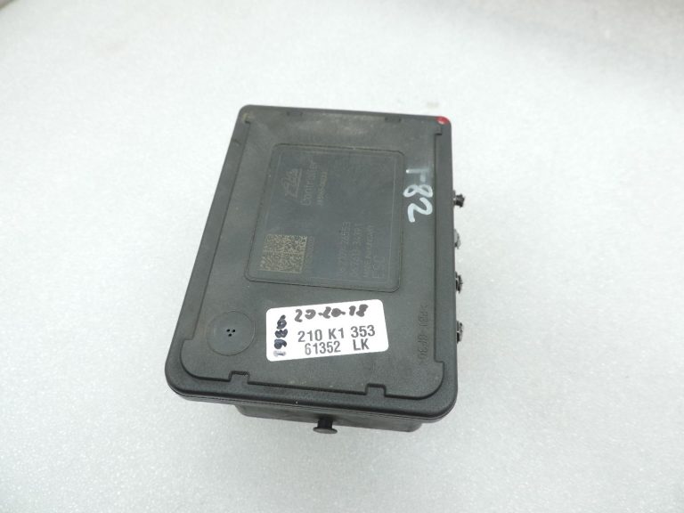 OE Toyota Yaris IV XP210 ABS sūknis, hidrauliskais bloks, vadības bloks 44540K0120