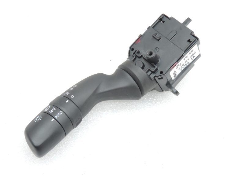 OE Toyota Yaris IV XP210 pagrieziena signālu slēdzis, stūres kolonnas slēdzis 8432902020
