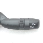 OE Toyota Yaris IV XP210 stūres kolonnas slēdzis, tīrītāju slēdzis 8465202A30