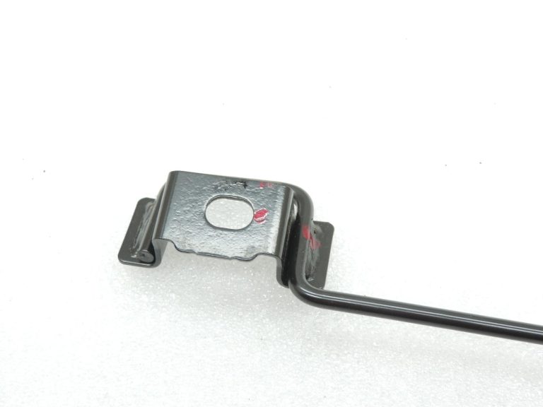 Toyota Yaris IV XP210 Isofix stiprinājums aizmugurē pa labi 73705K0010