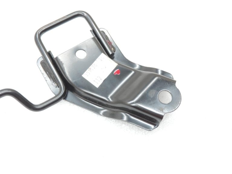 Toyota Yaris IV XP210 Isofix stiprinājums aizmugurē pa labi 73705K0010