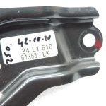 Toyota Yaris IV XP210 Isofix stiprinājums aizmugurē pa labi 73705K0010