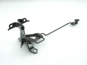 Toyota Yaris IV XP210 Isofix stiprinājums aizmugurē pa kreisi 71305-K0010 71305K0010