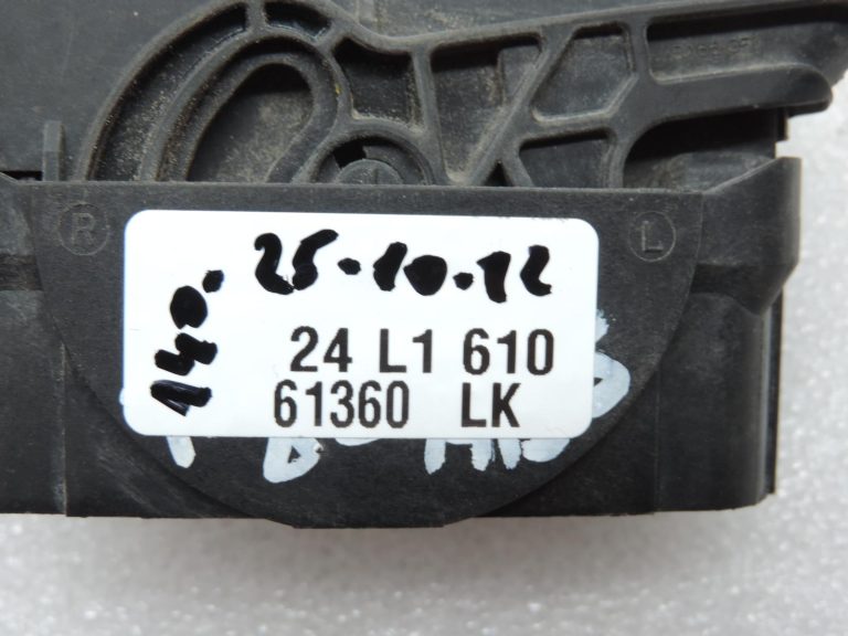 „Toyota Yaris IV XP210“ ABS vadības bloka savienotājs un vadu kopne 1928405377