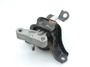 OE Toyota Yaris IV XP210 1.5 M15AFKS dzinēja kronšteins, dzinēja balsts, labais 12305K0060