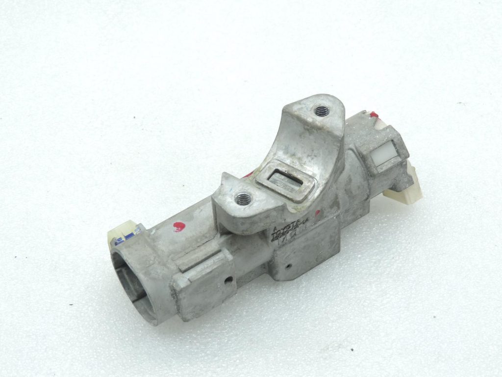 OE Toyota Yaris IV XP210 Steering Column Lock 4528002430