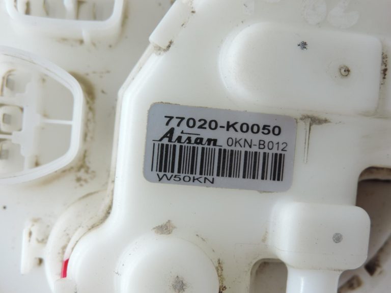 OE Toyota Yaris IV XP210 1.5 M15AFKS degvielas sūknis 77020K0050