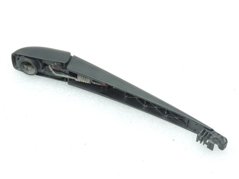 OE Toyota Yaris IV XP210 tīrītāja rokturis, aizmugurējais tīrītāja rokturis 85241K0010