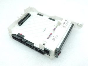 OE Toyota Yaris IV XP210 drošinātāju kārba, vadības bloks 82730K0060