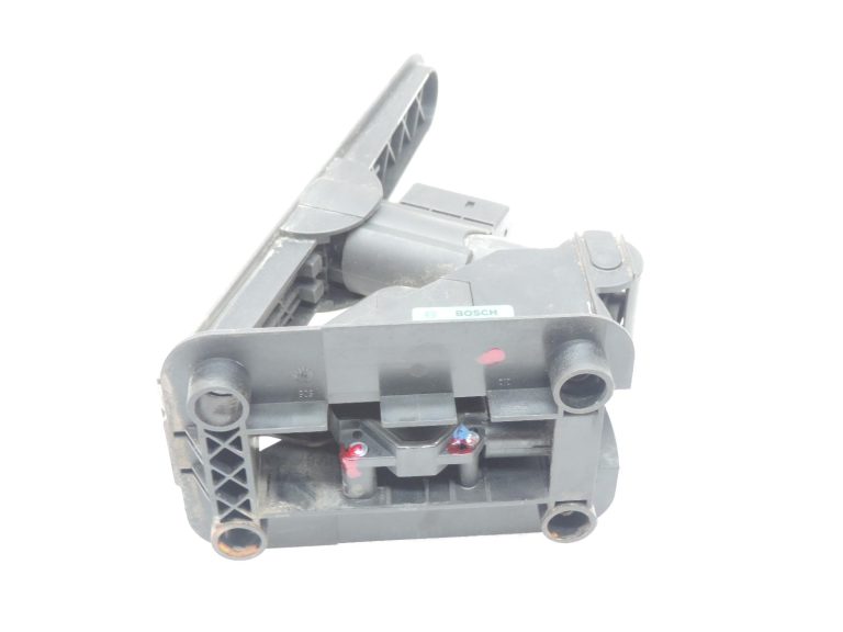 Smart ForTwo W450 0,7 Turbo gāzes pedālis Q0012589V001000000