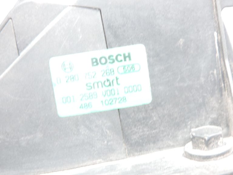 Smart ForTwo W450 0,7 Turbo gāzes pedālis Q0012589V001000000