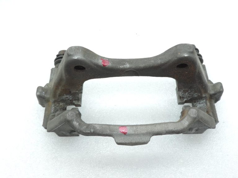 OE Toyota Corolla E21 aizmugurējā labās puses bremžu kluča kronšteins 4782109100